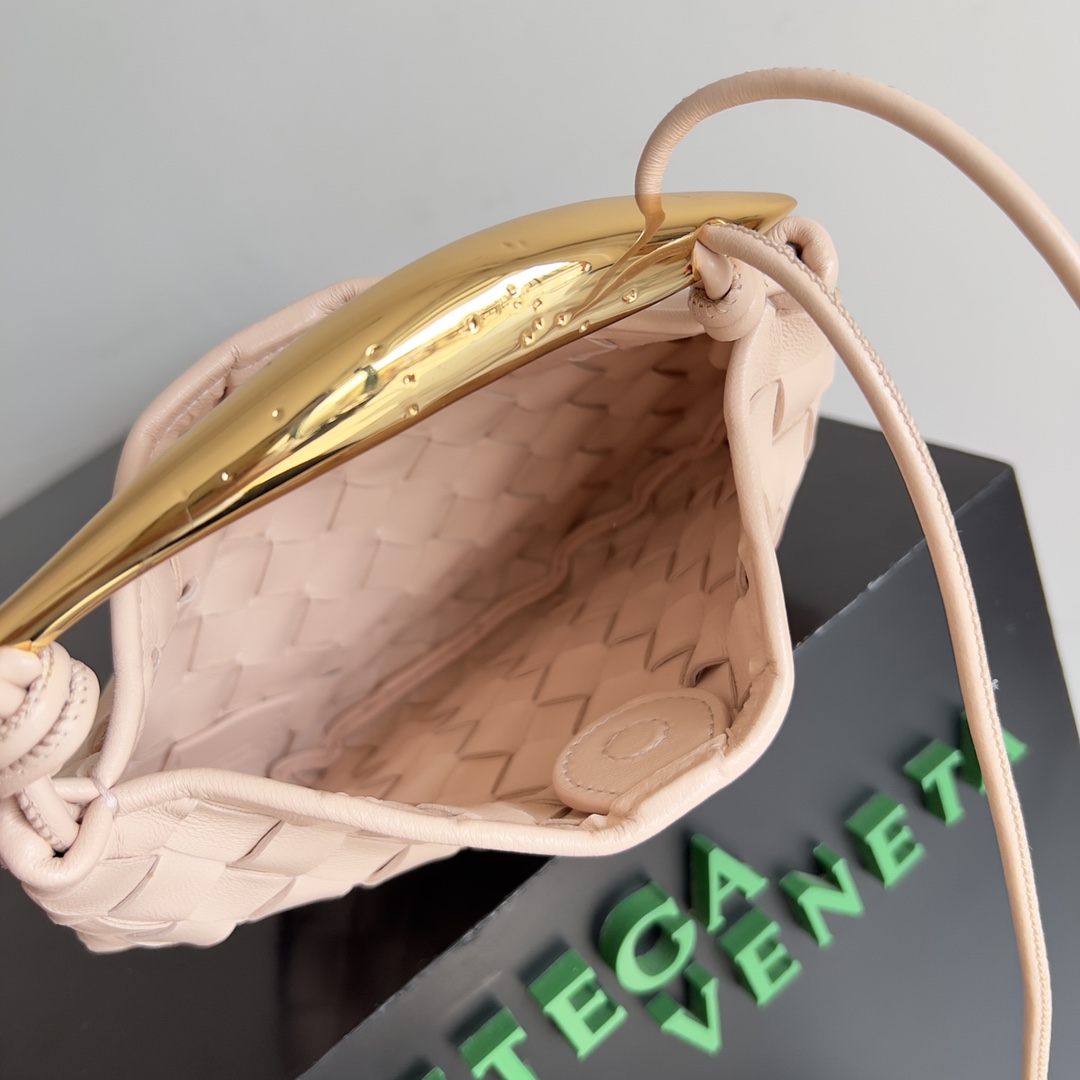 Bottega Veneta Hobo Bags